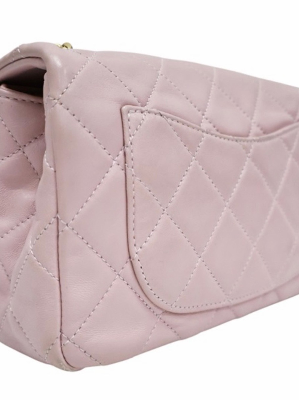 CHANEL Soft Pink Classic Quilted Lambskin Shoulder Bag with Gold Chain - Picture 2 of 11